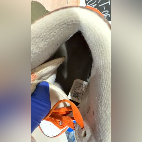 Size 11 Women/ 9.5 Men - Jordan 1 Retro High OG Starfish - Picture 6 of 8